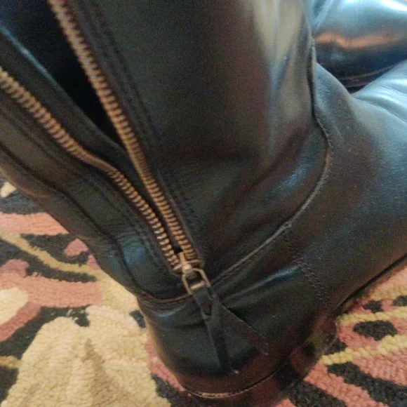 Cole Haan short booties EUC - Picture 2 of 4